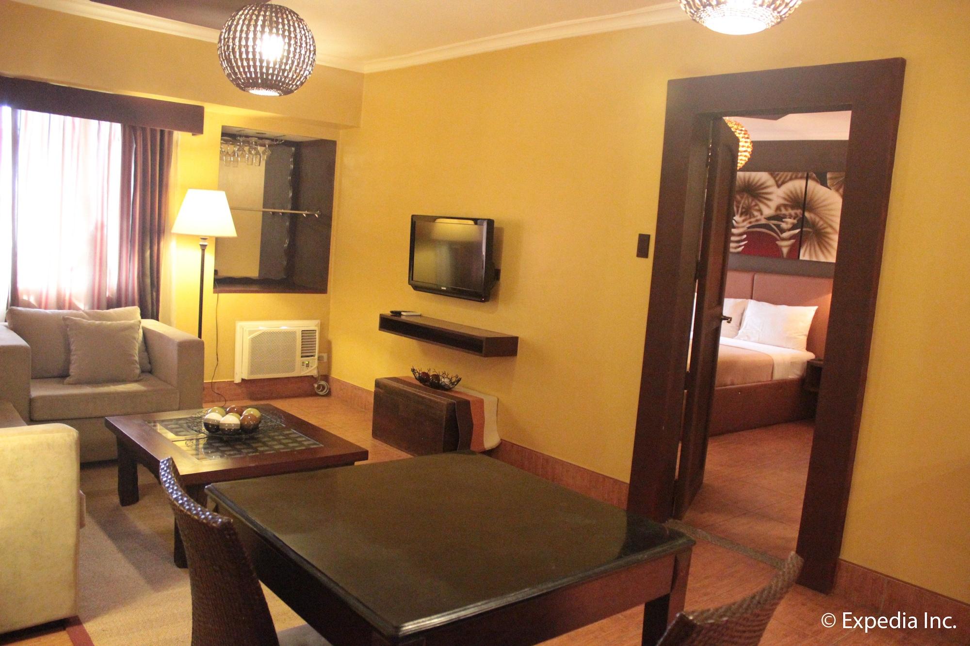 Pamulinawen Hotel Лаоаг Экстерьер фото