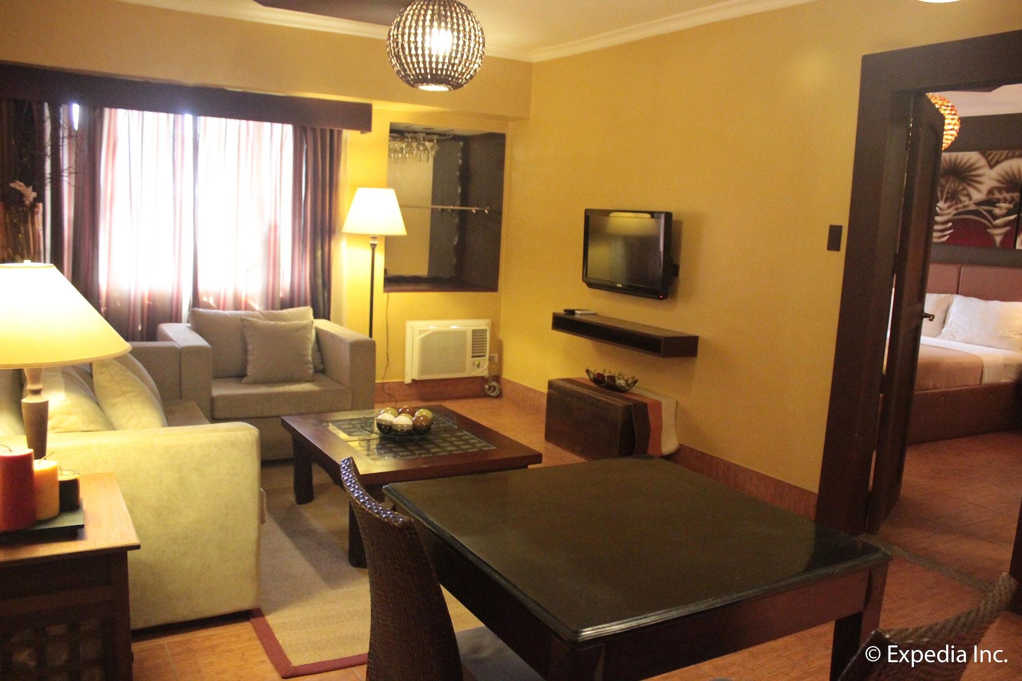 Pamulinawen Hotel Лаоаг Экстерьер фото