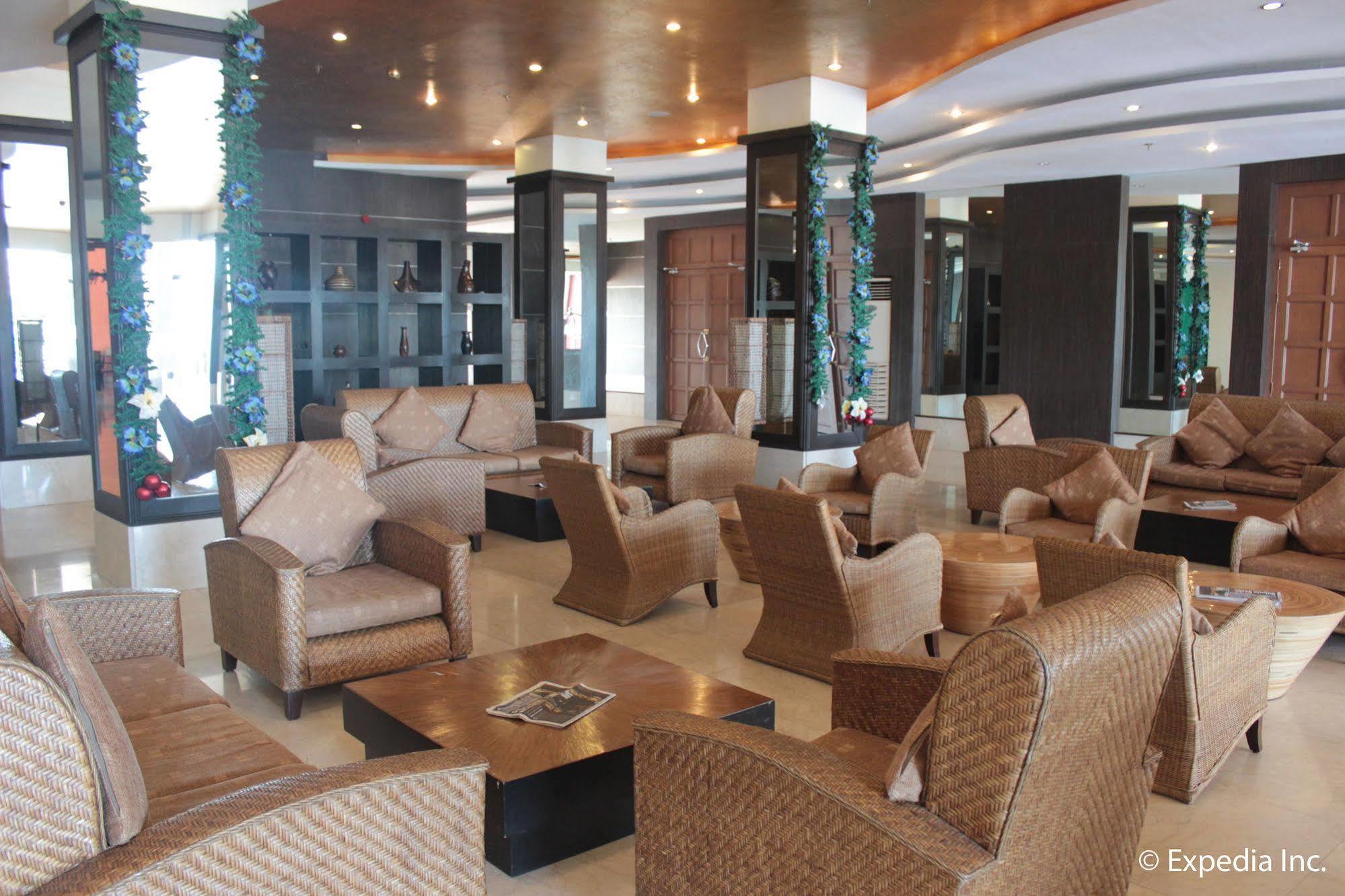 Pamulinawen Hotel Лаоаг Экстерьер фото